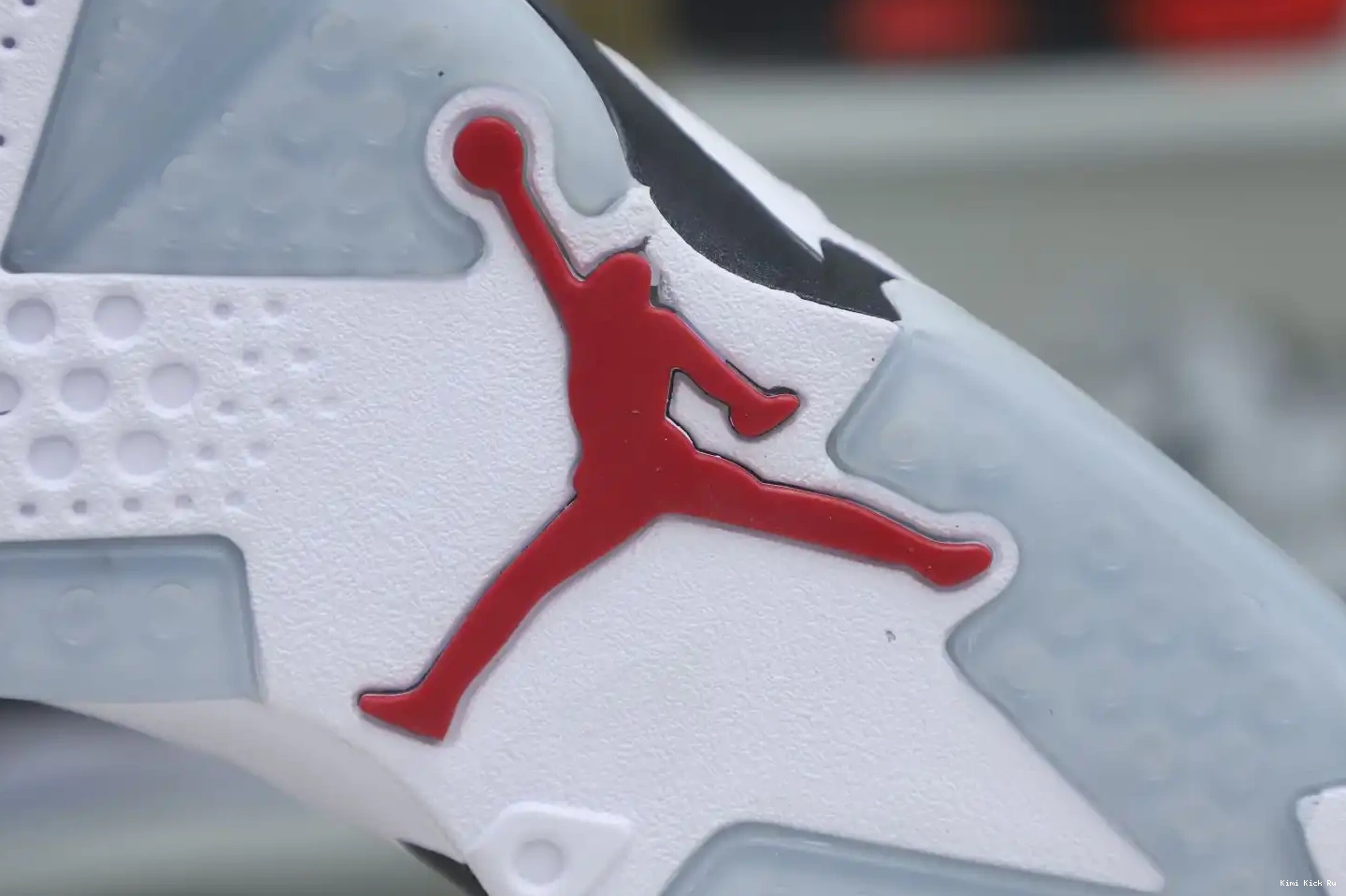 JORDAN 2021 Kimikick AIR 'CARMINE' RETRO OG 6 0725